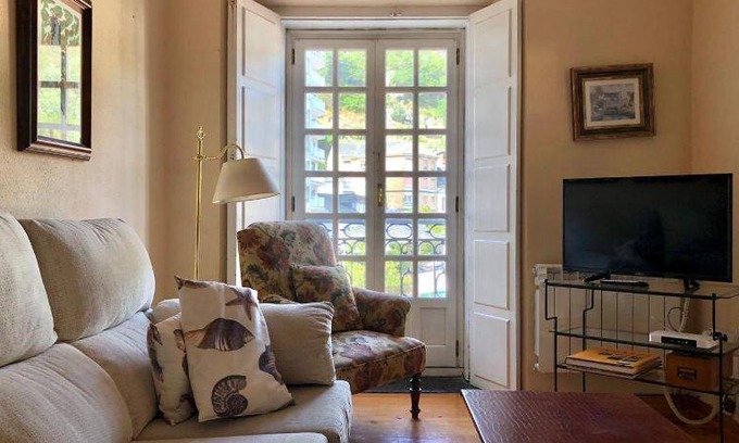 Luarca Apartment | 120 m² Apartment ∙ 4 bedrooms ∙ 6 guests