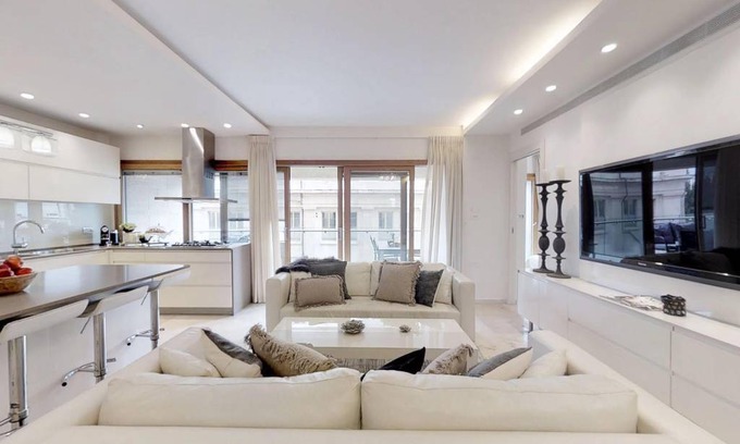 Jerusalem City Centre Apartment | 120 m² Apartment ∙ 3 bedrooms ∙ 8 guests