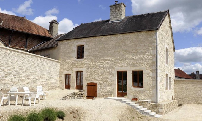 Les Riceys House | 120 m² Gîte ∙ 3 bedrooms ∙ 6 guests