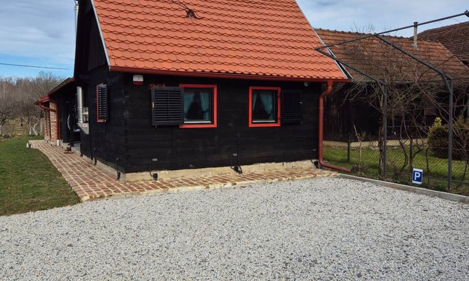 Lekenik House | 120 m² House ∙ 2 bedrooms ∙ 6 guests