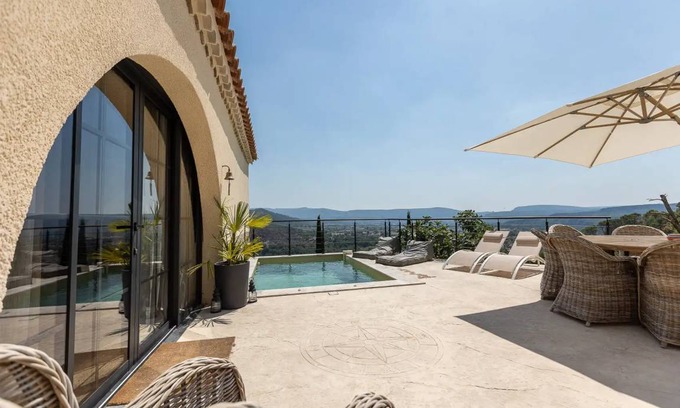 Sampzon House | 120 m² House ∙ 2 bedrooms ∙ 4 guests