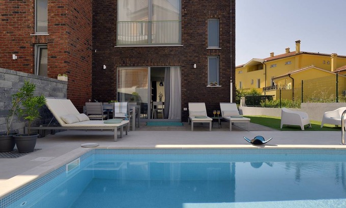 Liznjan House | 120 m² House ∙ 2 bedrooms ∙ 6 guests