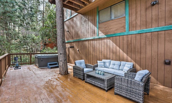 Twin Peaks House | 120 m² House ∙ 3 bedrooms ∙ 8 guests