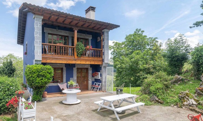 El Cueto House | 120 m² House ∙ 3 bedrooms ∙ 8 guests