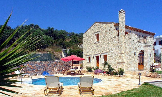 Agia Triada House | 120 m² House ∙ 3 bedrooms ∙ 6 guests