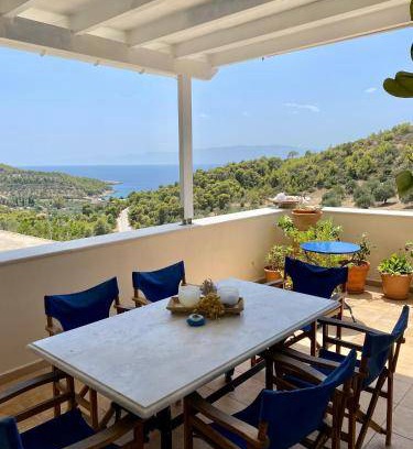 Agii Anargiri House | 120 m² House ∙ 3 bedrooms ∙ 7 guests