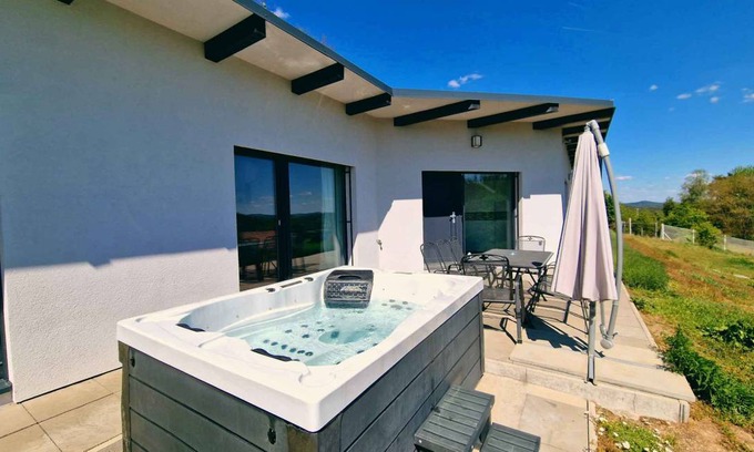 Necin Villa | 120 m² Villa ∙ 3 bedrooms ∙ 7 guests