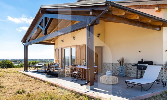 Olmedo Villa | 120 m² Villa ∙ 4 bedrooms ∙ 8 guests
