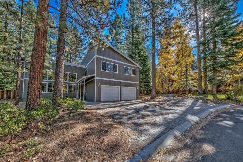 Lower Kingsbury House | 121M The Meadow Drive