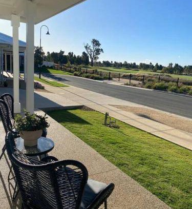 Yarrawonga House | 124 m² House ∙ 4 bedrooms ∙ 10 guests