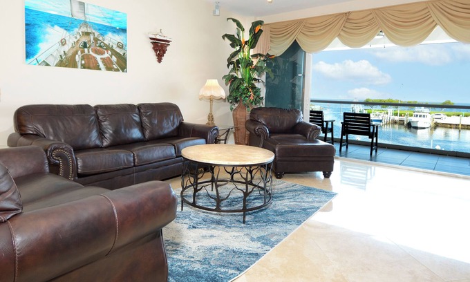 Rock Harbor Condo | 124 Mariners Club Key Largo | 2 Bed, 2.5 Bath