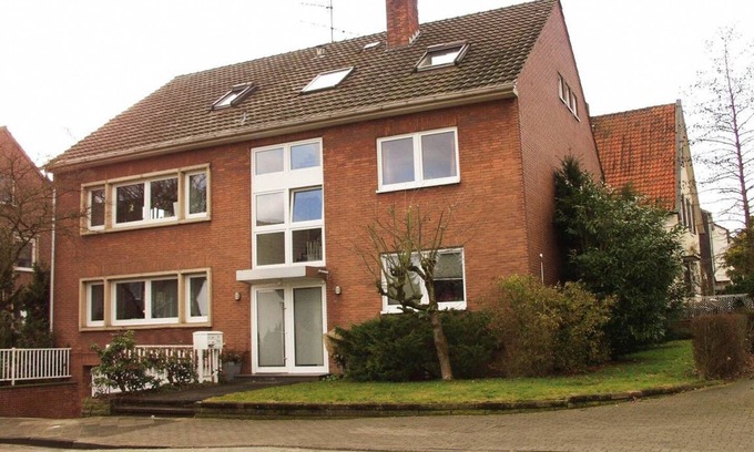 Buderich Apartment | 125 m² Apartment ∙ 3 bedrooms ∙ 9 guests