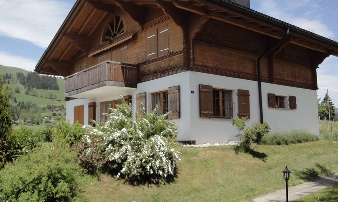 Schoenried Ski Chalet | 125 m² Chalet ∙ 3 bedrooms ∙ 7 guests