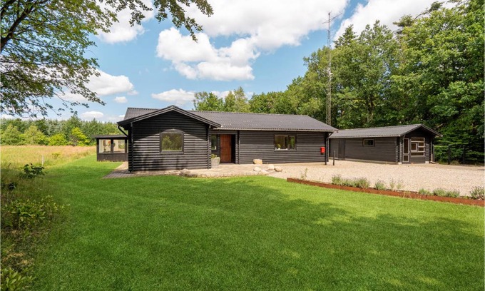 Frederikshab House | 125 m² House ∙ 3 bedrooms ∙ 6 guests