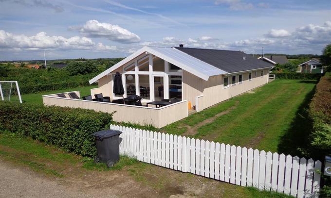 Næs House | 125 m² House ∙ 4 bedrooms ∙ 8 guests
