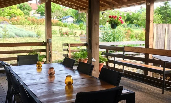 Vitrey-sur-Mance Apartment | 128 m² Apartment ∙ 2 bedrooms ∙ 8 guests