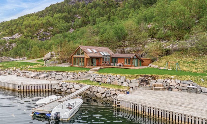 Masfjorden House | 129 m² House ∙ 5 bedrooms ∙ 10 guests