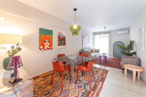 Vouliagmeni Apartment | 12LVE Vouliagmeni Apartment