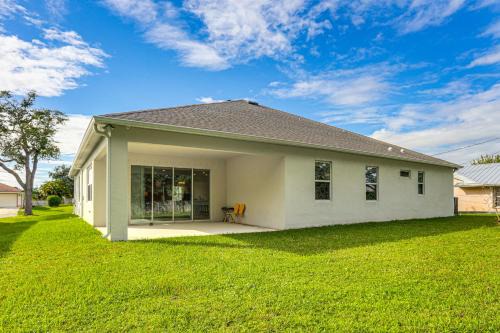 Port Saint Lucie Apartment | 13 Mi to Beach Modern Getaway in Port St Lucie!