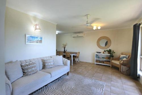 Bargara House | 13 Natalie Street Bargara