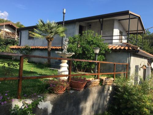 Zafferana Etnea Ski Chalet | 13 Via Pavone