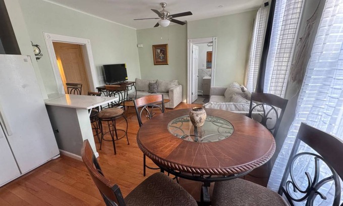 West New York Apartment | 130 m² Apartment ∙ 3 bedrooms ∙ 10 guests