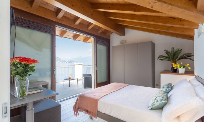 Lezzeno Apartment | 130 m² Apartment ∙ 2 bedrooms ∙ 6 guests