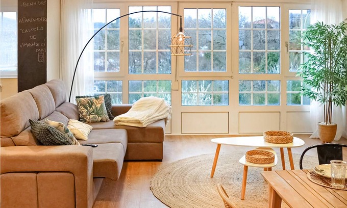 Vimianzo Apartment | 130 m² Apartment ∙ 3 bedrooms ∙ 6 guests