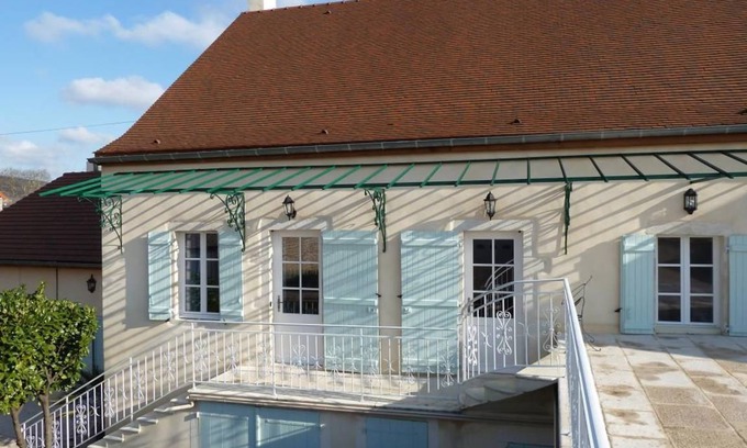 Puligny-Montrachet Cottage | 130 m² Cabin ∙ 3 bedrooms ∙ 6 guests