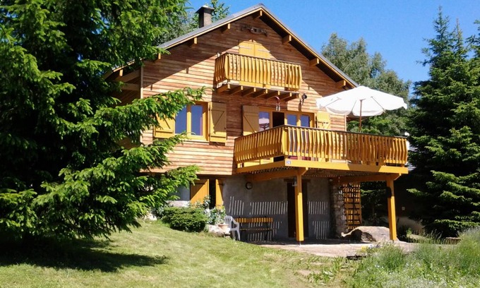 Ax-les-Thermes Ski Chalet | 130 m² Chalet ∙ 4 bedrooms ∙ 8 guests