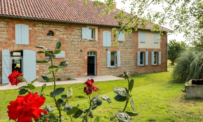 Lauzerville House | 130 m² Gîte ∙ 3 bedrooms ∙ 6 guests