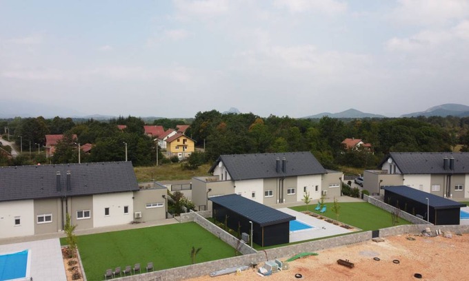 Lovinac House | 130 m² House ∙ 2 bedrooms ∙ 6 guests