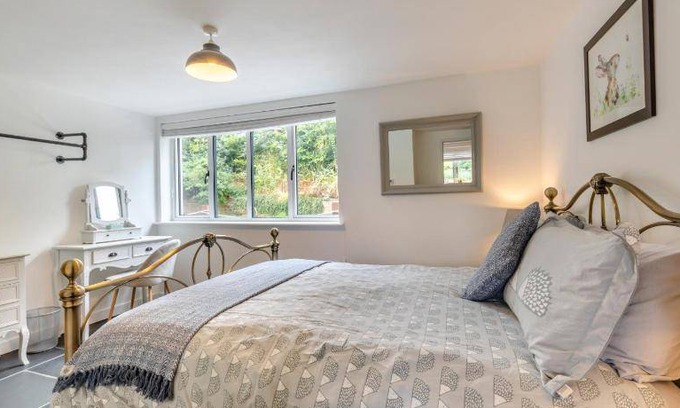 Christchurch House | 130 m² House ∙ 3 bedrooms ∙ 6 guests