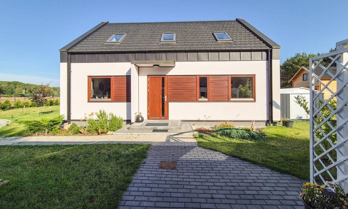 Miroszewo House | 130 m² House ∙ 5 bedrooms ∙ 10 guests