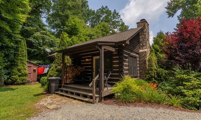 Todd Cabin | 134 m² Cabin ∙ 3 bedrooms ∙ 6 guests