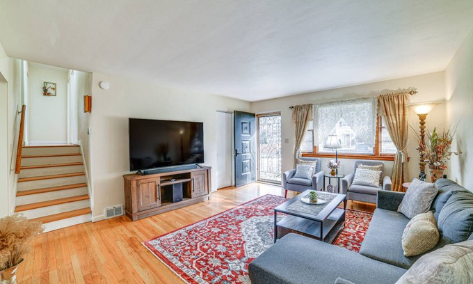 Binghamton House | 134 m² House ∙ 3 bedrooms ∙ 6 guests