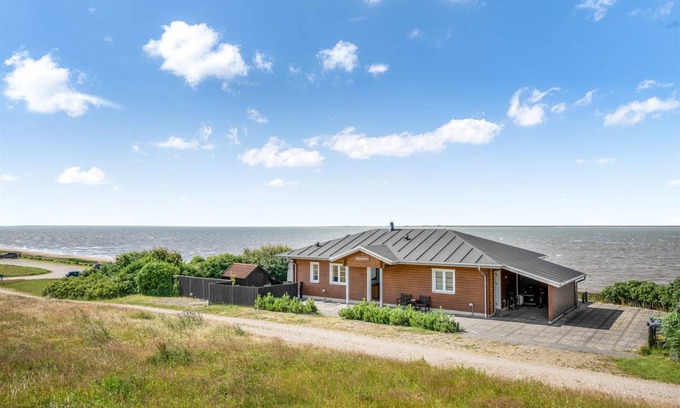 Sjaelborg House | 135 m² House ∙ 2 bedrooms ∙ 4 guests