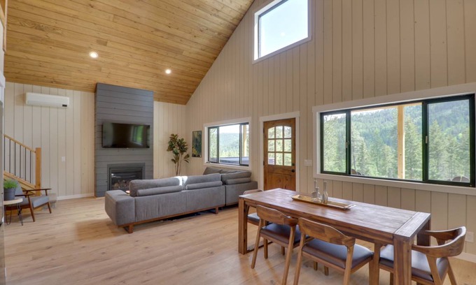 Lakeside House | 139 m² House ∙ 2 bedrooms ∙ 6 guests