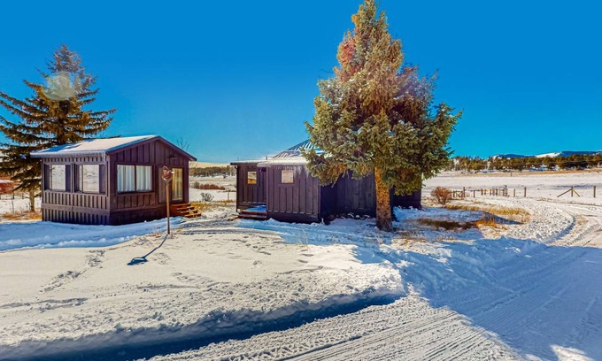 Colorado Springs House | 139 m² House ∙ 3 bedrooms ∙ 6 guests