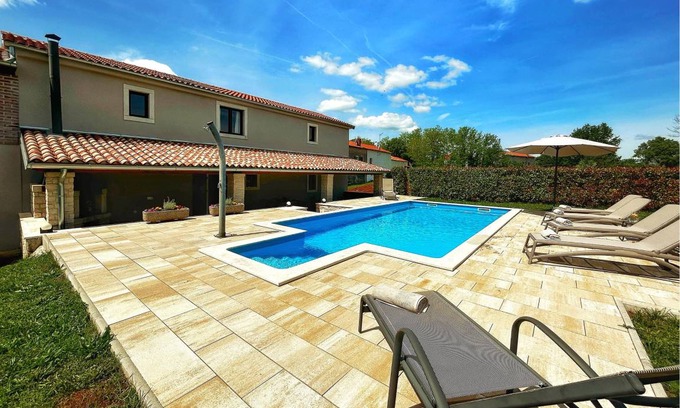 Katun House | 139 m² House ∙ 3 bedrooms ∙ 6 guests