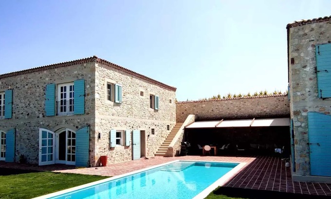 Cesme House | 14 beds 7 en-suite rooms Çeşme, 450 m2 6500 land