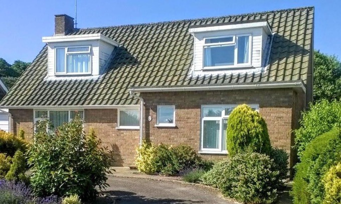 West Runton House | 14 Links Way - Keys Holiday Cottages