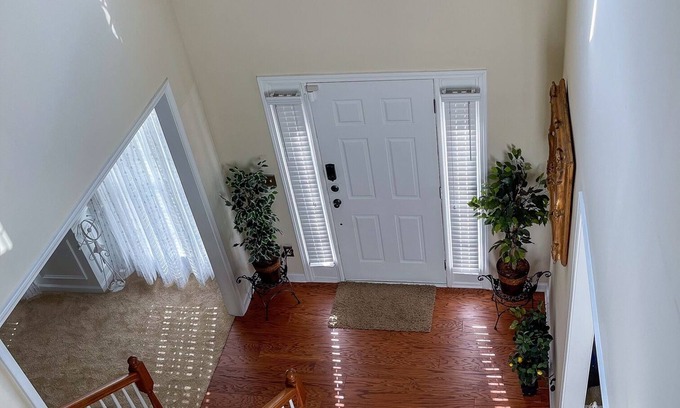 Church Street House | 14 minutes from airport: 16 minutes from Tyler Perry Studios