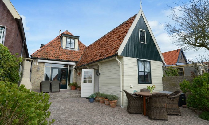 Den Hoorn Apartment | 140 m² Apartment ∙ 2 bedrooms ∙ 4 guests