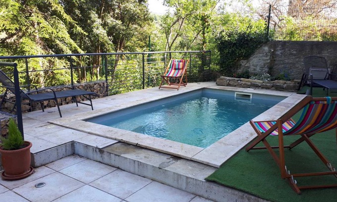 Bouriege House | 140 m² Gîte ∙ 3 bedrooms ∙ 6 guests
