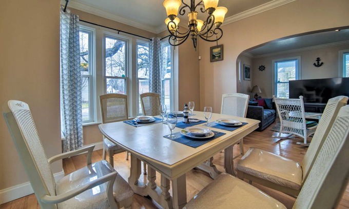 Ashtabula House | 140 m² House ∙ 3 bedrooms ∙ 8 guests