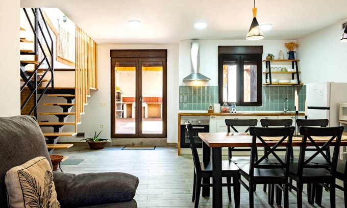 Alaejos House | 140 m² House ∙ 3 bedrooms ∙ 8 guests