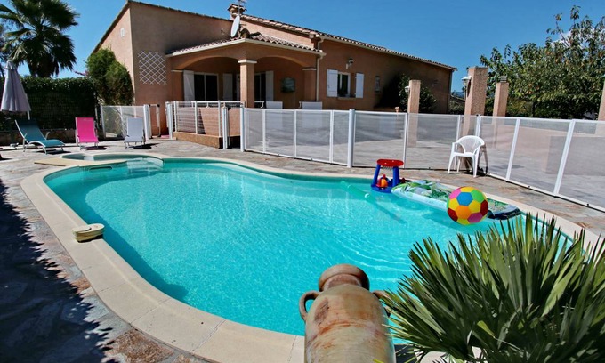 Cauro House | 140 m² House ∙ 4 bedrooms ∙ 10 guests