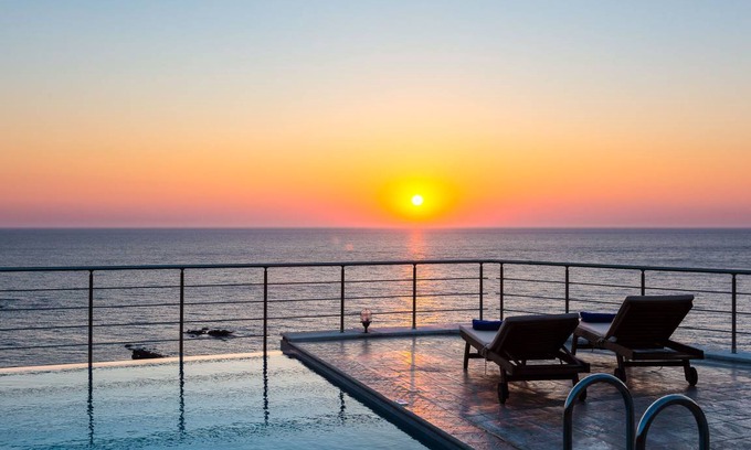 Livadia Villa | 140 m² Villa ∙ 2 bedrooms ∙ 5 guests