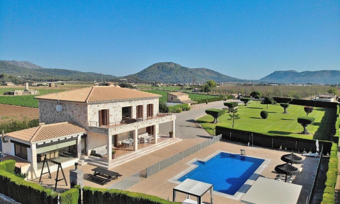 Sa Pobla House | 140 Villa Son Ferragut VT2073 by Mallorca Charme